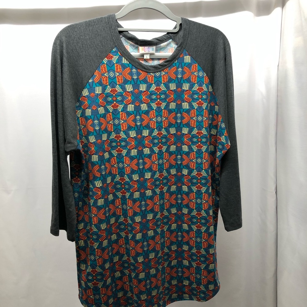 Lularoe size Large raglan sleeve